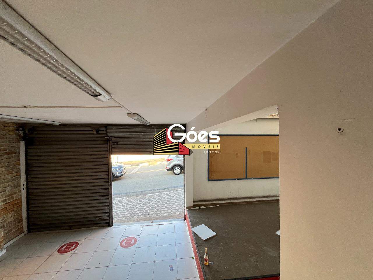 Prédio Inteiro à venda com 7 quartos, 168m² - Foto 3