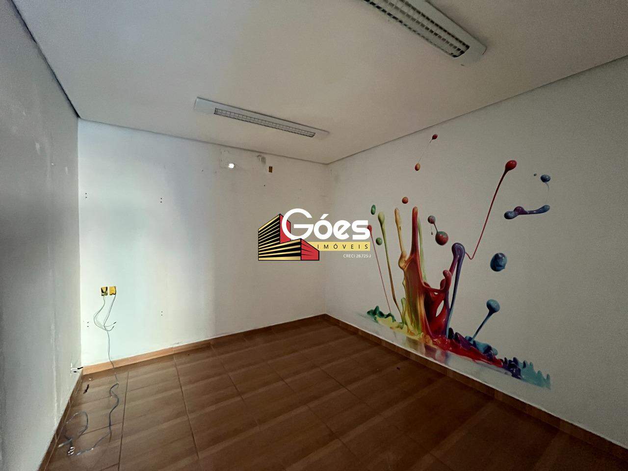 Prédio Inteiro à venda com 7 quartos, 168m² - Foto 13