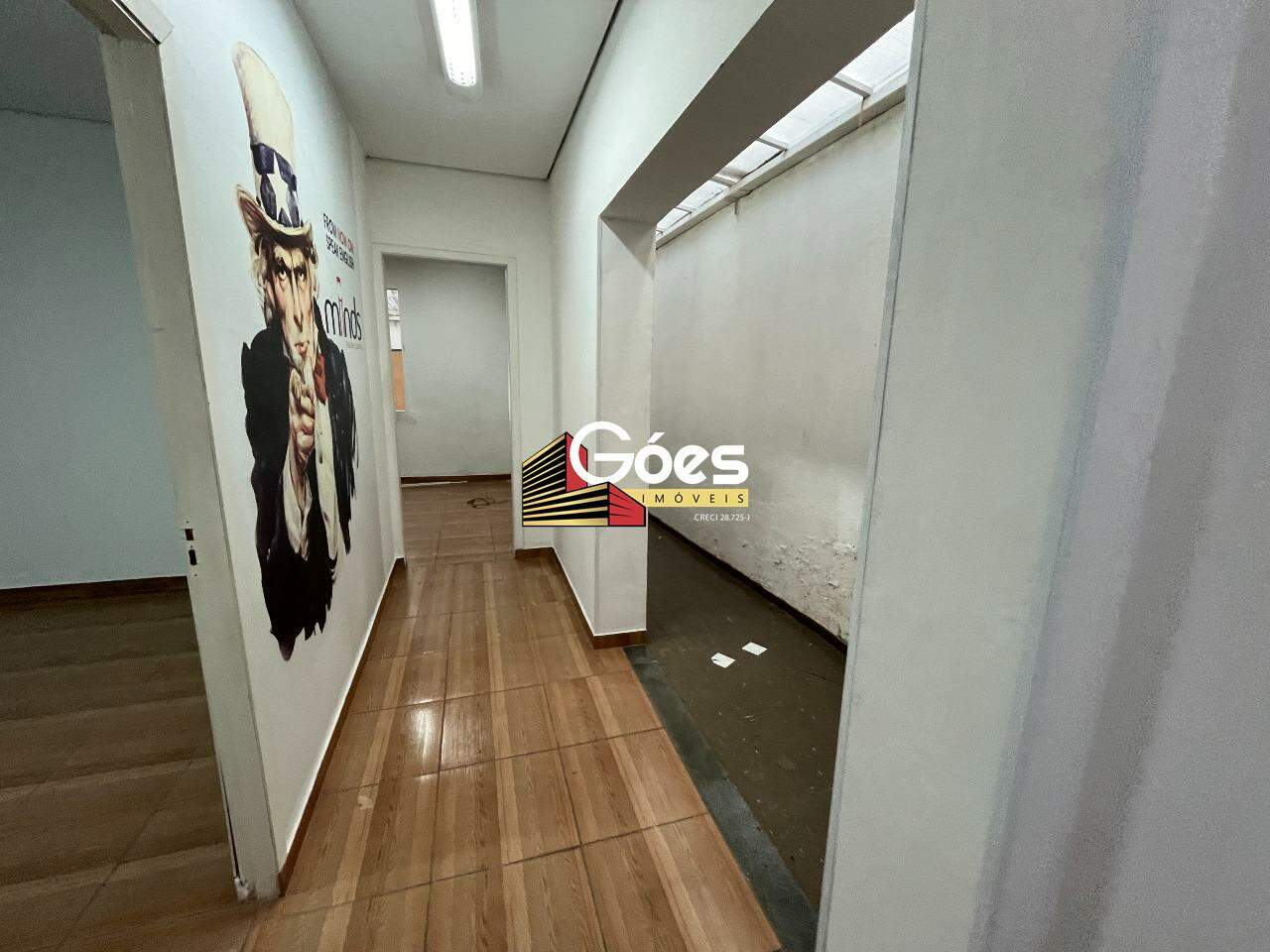 Prédio Inteiro à venda com 7 quartos, 168m² - Foto 11