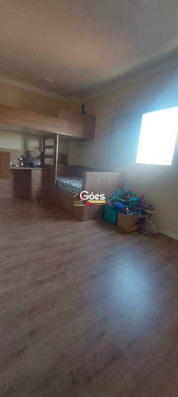 Sobrado à venda com 3 quartos, 230m² - Foto 14