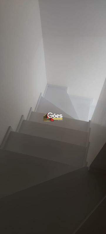 Sobrado à venda com 3 quartos, 230m² - Foto 13
