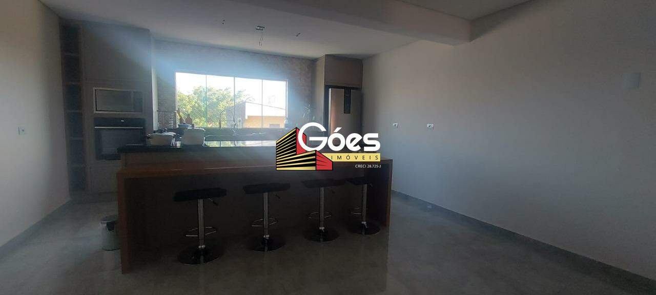 Sobrado à venda com 3 quartos, 230m² - Foto 5
