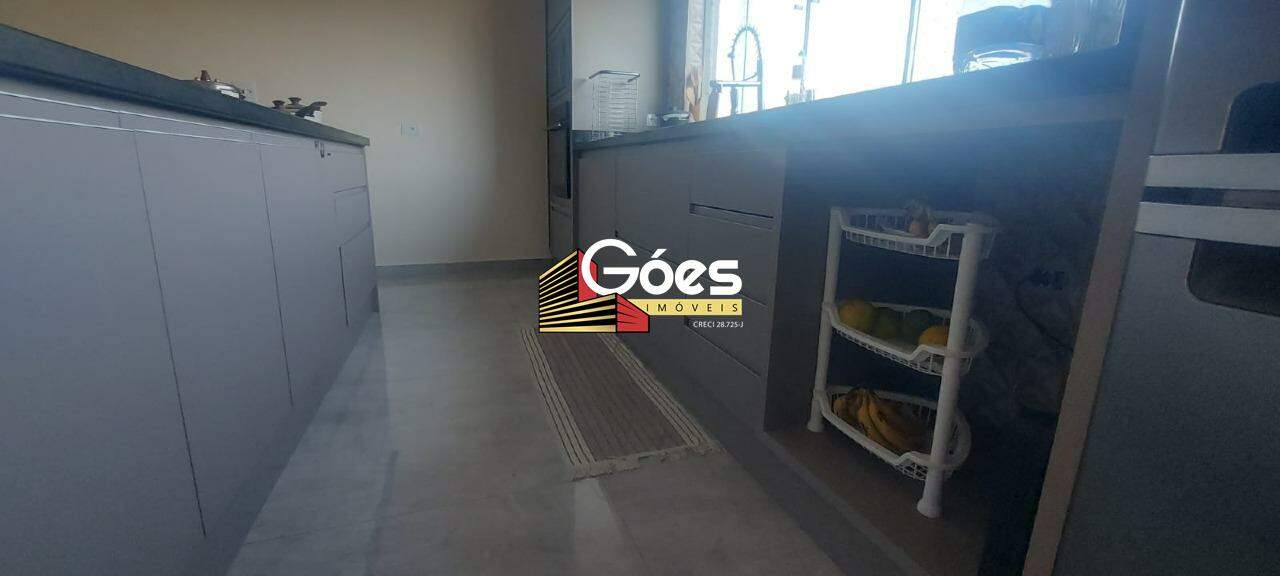 Sobrado à venda com 3 quartos, 230m² - Foto 6