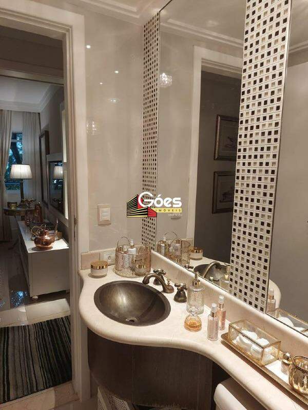Apartamento à venda em Pinheiros: 