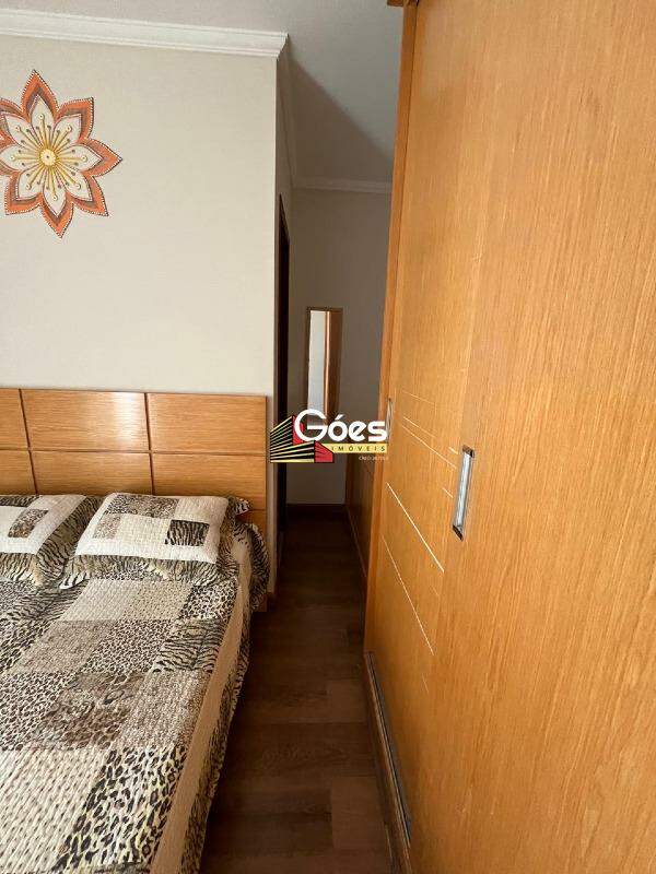 Apartamento à venda com 3 quartos, 84m² - Foto 18