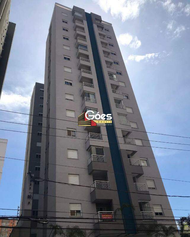 Apartamento à venda com 2 quartos, 64m² - Foto 4