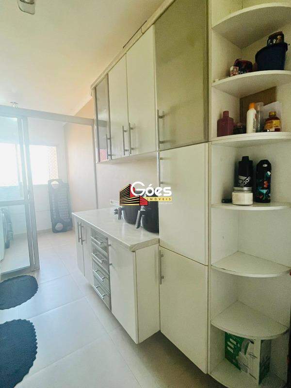 Apartamento à venda com 3 quartos, 65m² - Foto 6