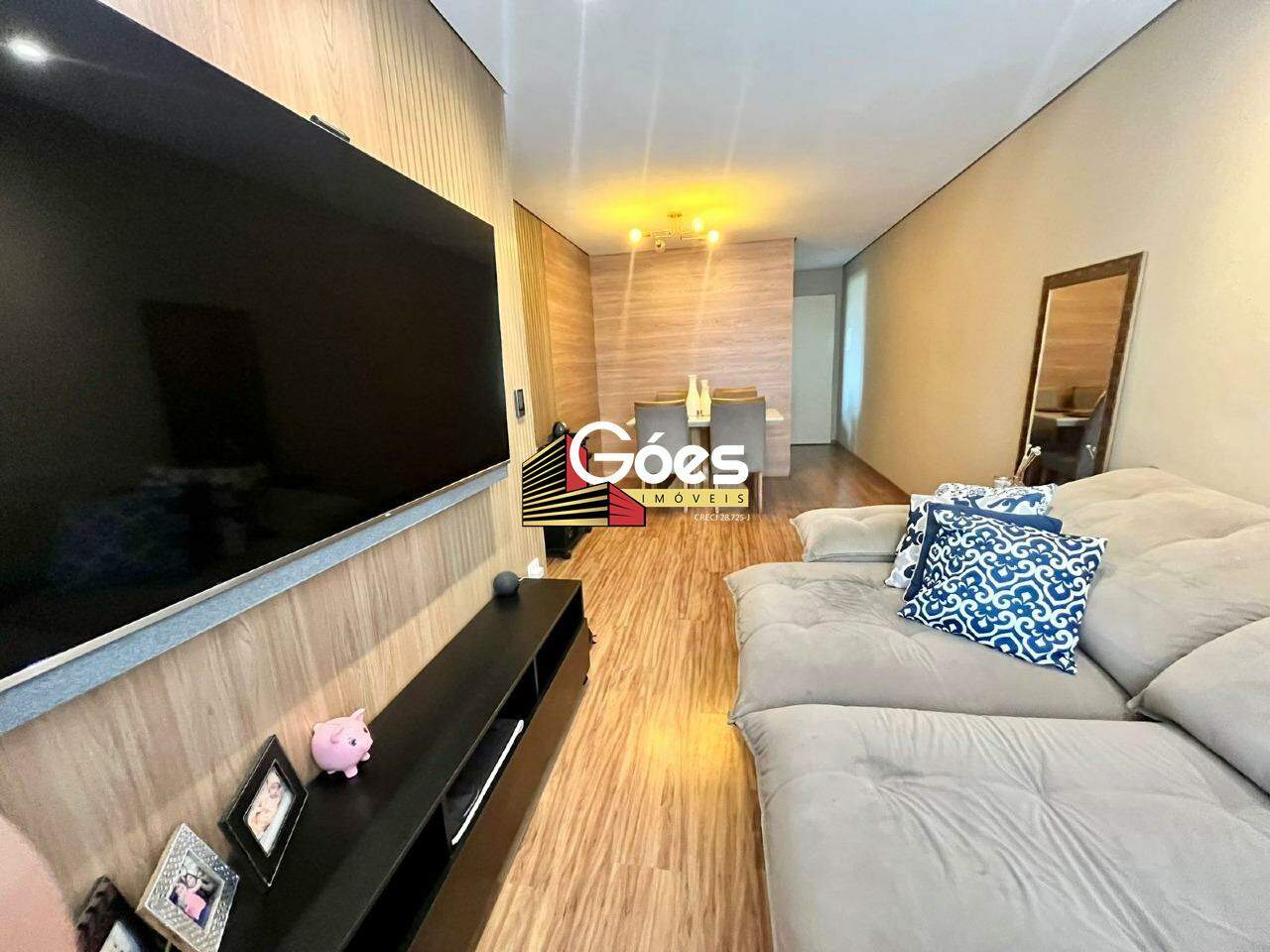 Apartamento à venda com 3 quartos, 65m² - Foto 2