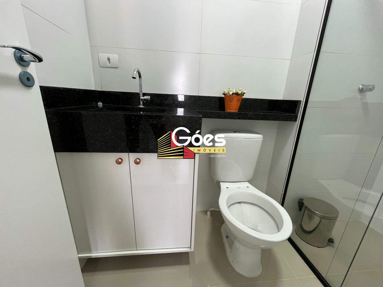 Apartamento à venda com 2 quartos, 60m² - Foto 27