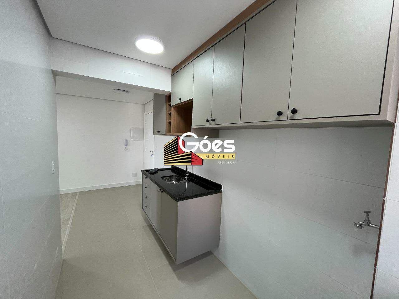 Apartamento à venda com 2 quartos, 60m² - Foto 4