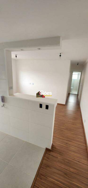 Apartamento para alugar com 2 quartos, 50m² - Foto 3