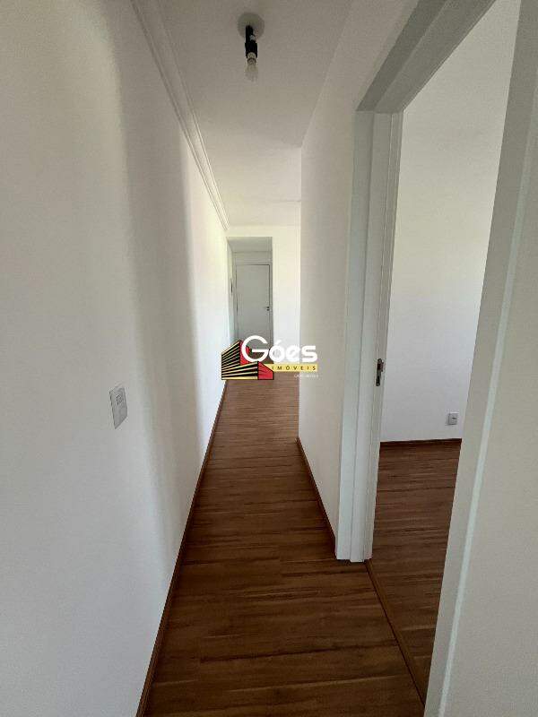 Apartamento para alugar com 2 quartos, 50m² - Foto 8