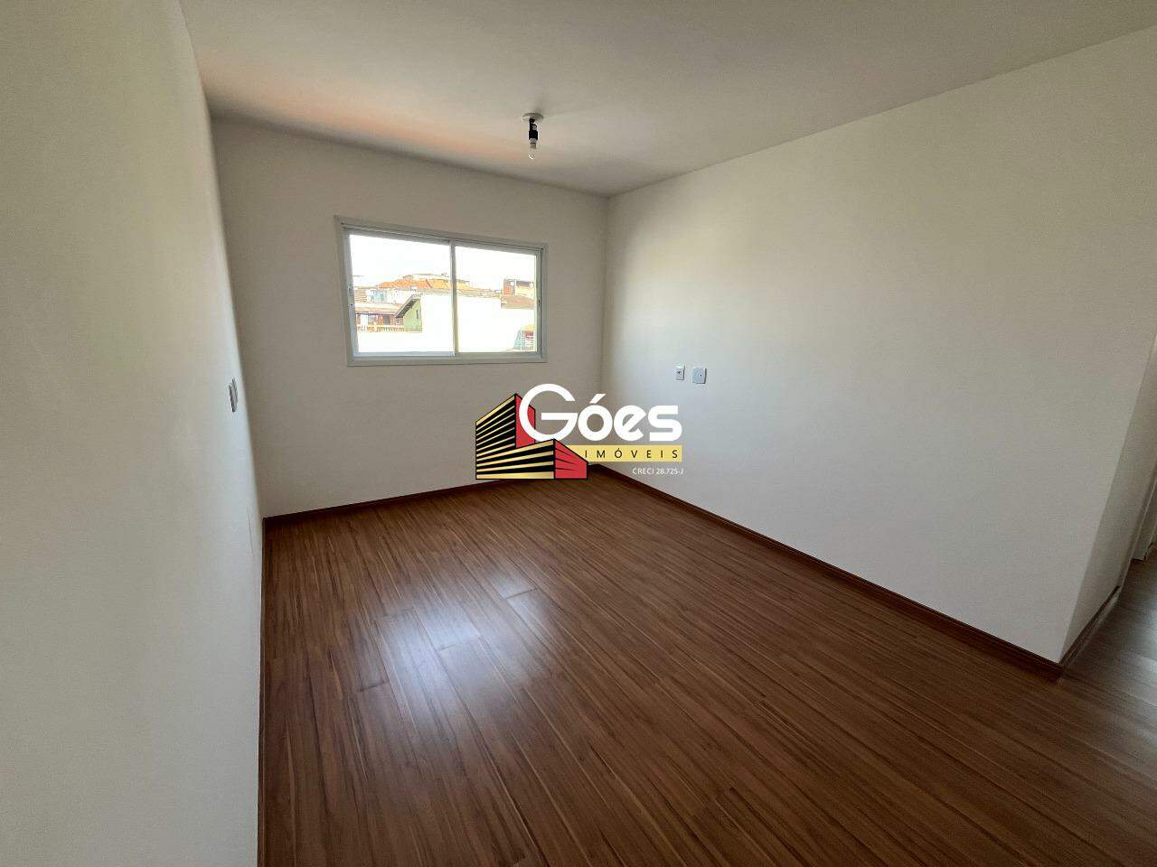 Apartamento para alugar com 2 quartos, 50m² - Foto 4