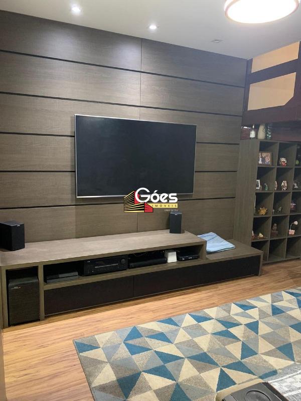 Sobrado à venda em Parque São Vicente: 