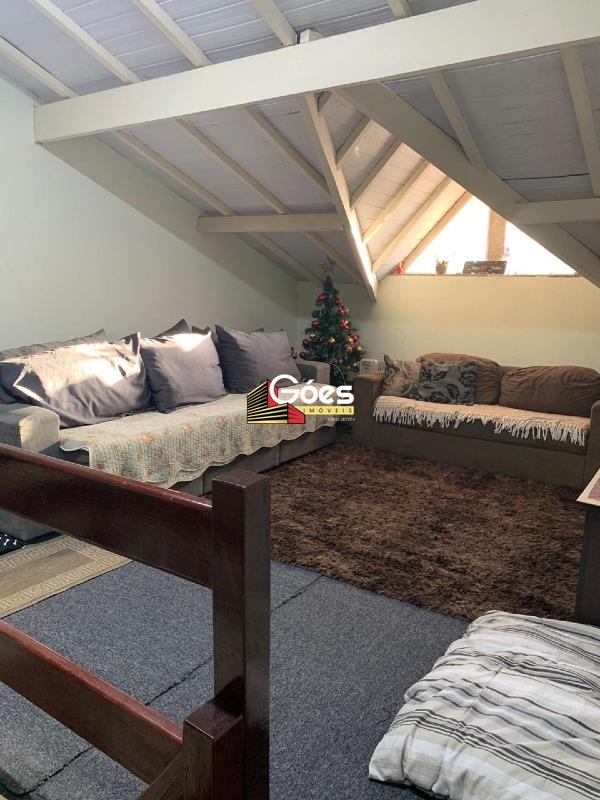 Sobrado à venda em Parque São Vicente: 