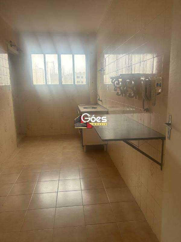 Apartamento à venda com 2 quartos, 63m² - Foto 13