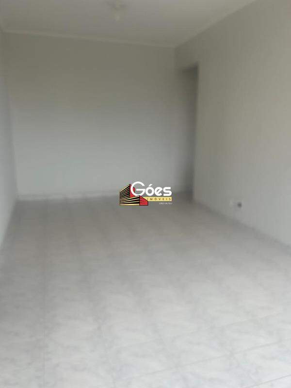 Apartamento à venda com 2 quartos, 63m² - Foto 1