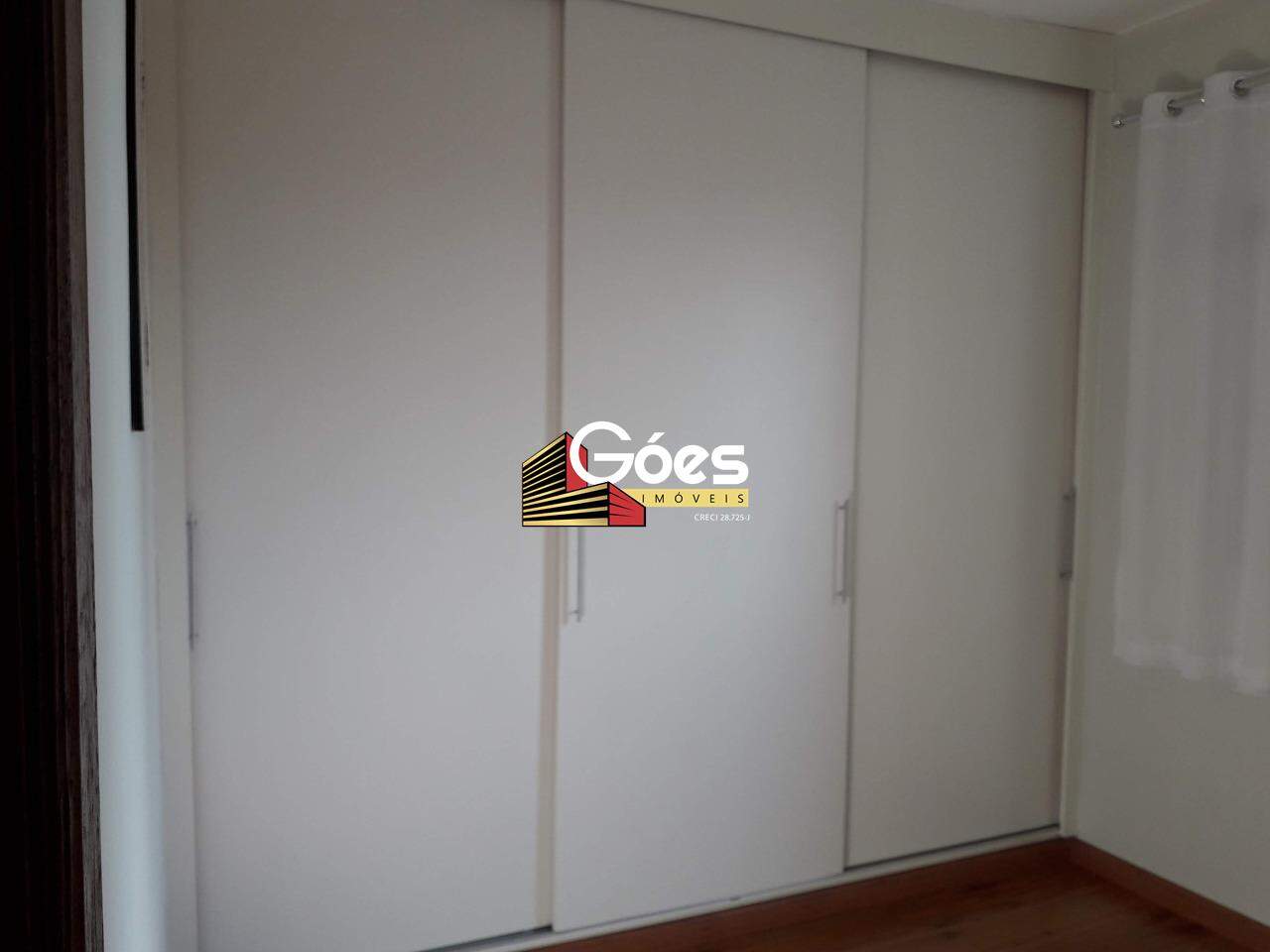 Apartamento à venda com 2 quartos, 70m² - Foto 17