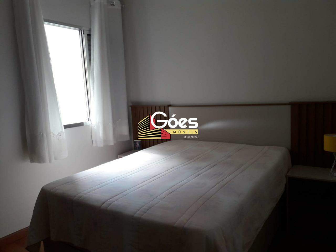 Apartamento à venda com 2 quartos, 70m² - Foto 24