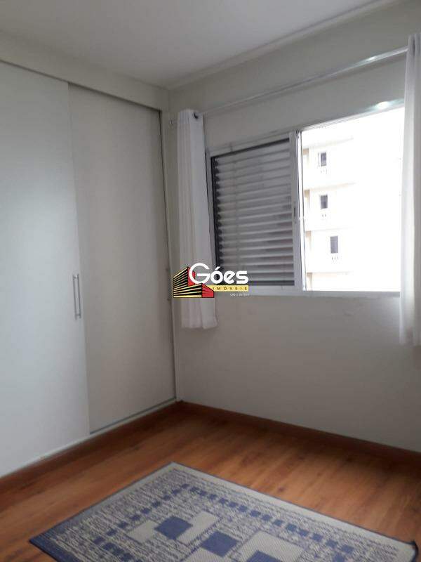 Apartamento à venda com 2 quartos, 70m² - Foto 21