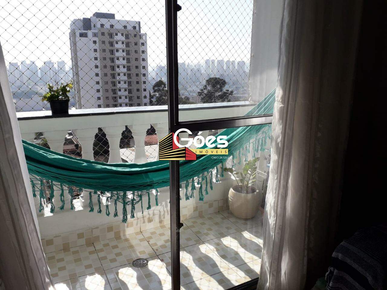 Apartamento à venda com 2 quartos, 70m² - Foto 12