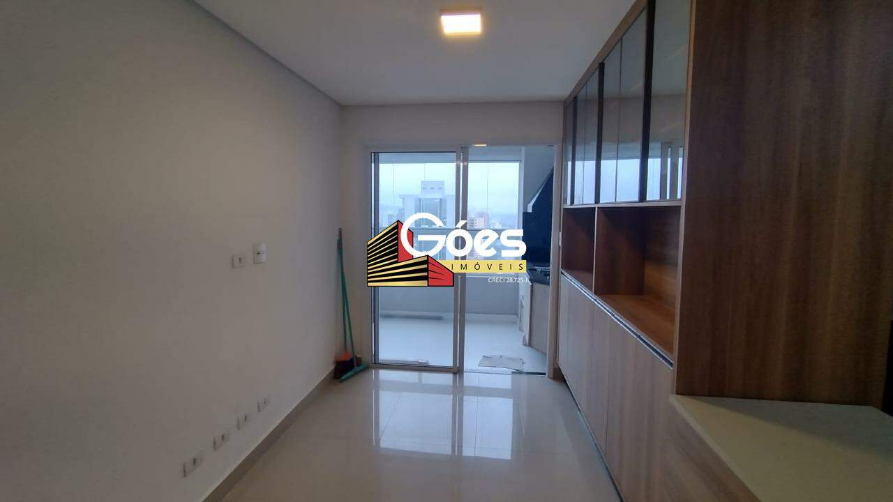 Apartamento à venda com 3 quartos, 77m² - Foto 3