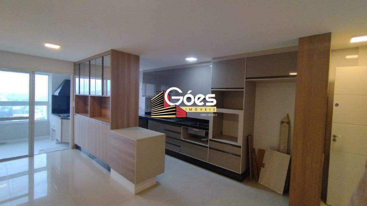 Apartamento à venda com 3 quartos, 77m² - Foto 1