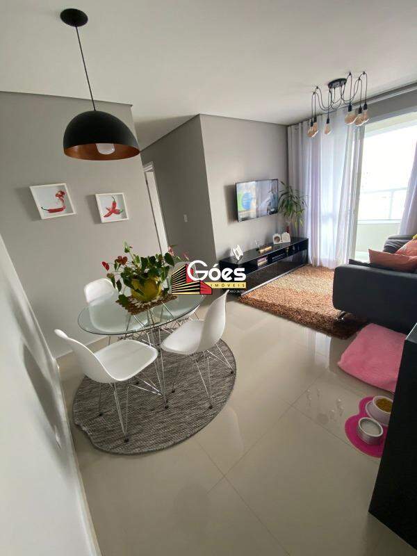 Apartamento à venda com 2 quartos, 53m² - Foto 1