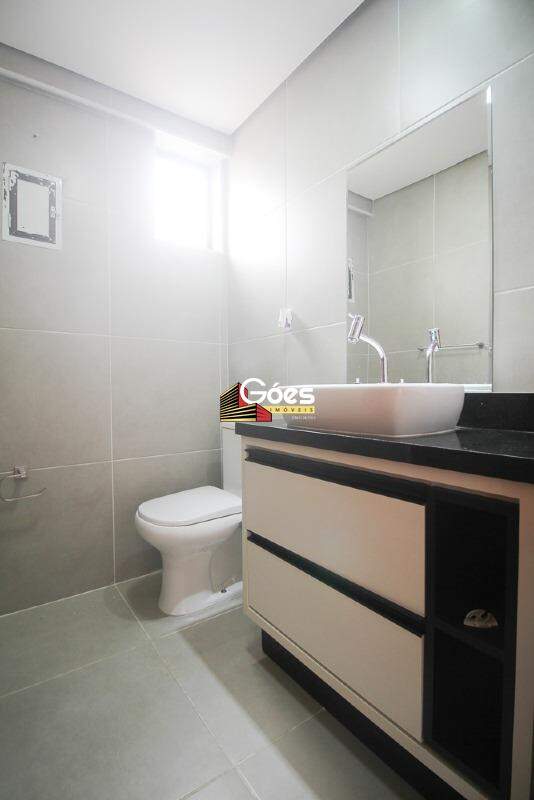 Apartamento para alugar com 2 quartos, 80m² - Foto 11