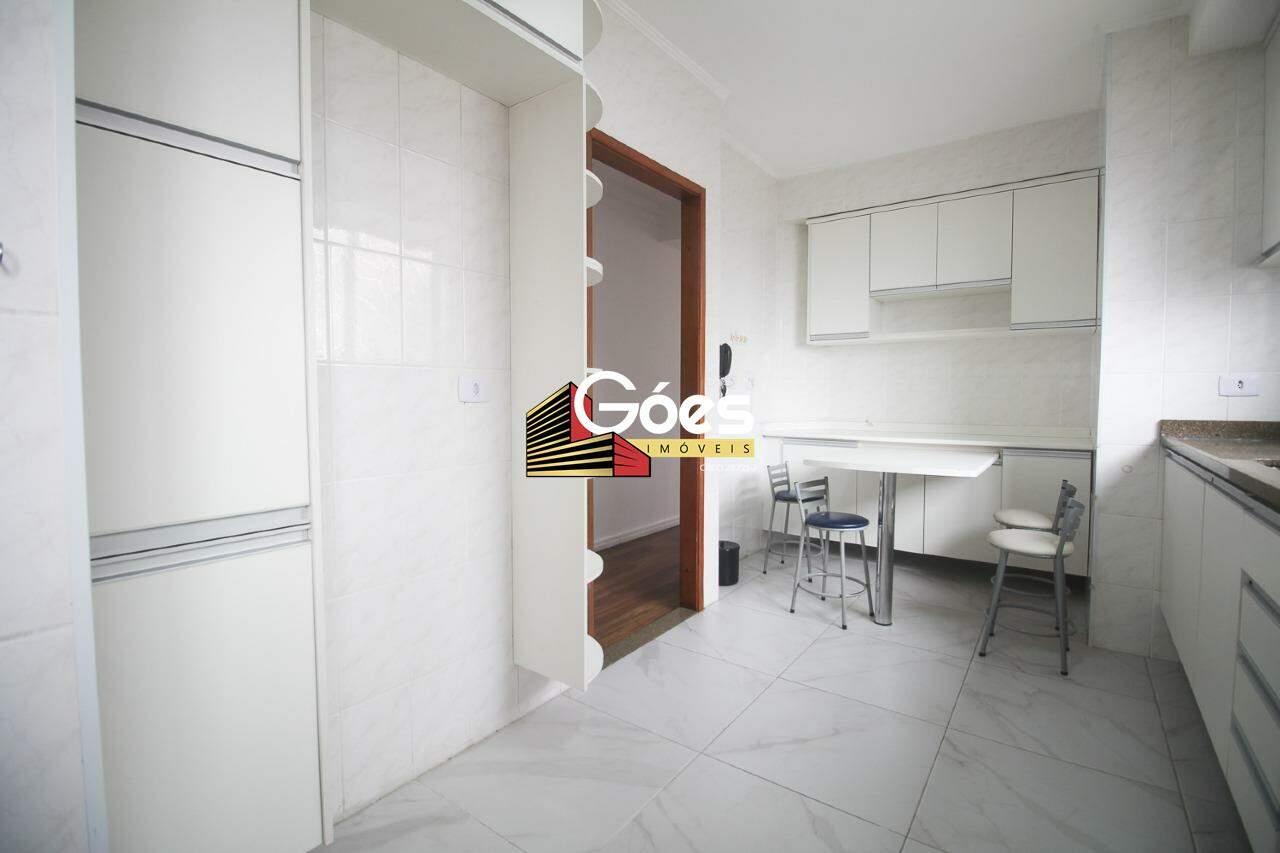 Apartamento para alugar com 2 quartos, 80m² - Foto 5