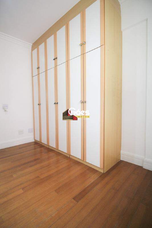 Apartamento para alugar com 2 quartos, 80m² - Foto 13