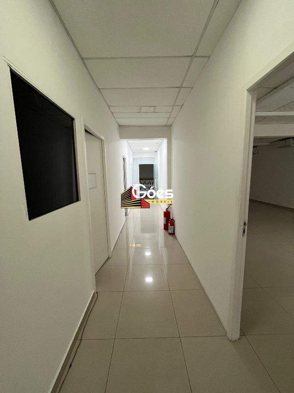 Prédio Inteiro para alugar, 670m² - Foto 11