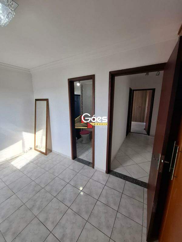 Apartamento à venda com 3 quartos, 104m² - Foto 13