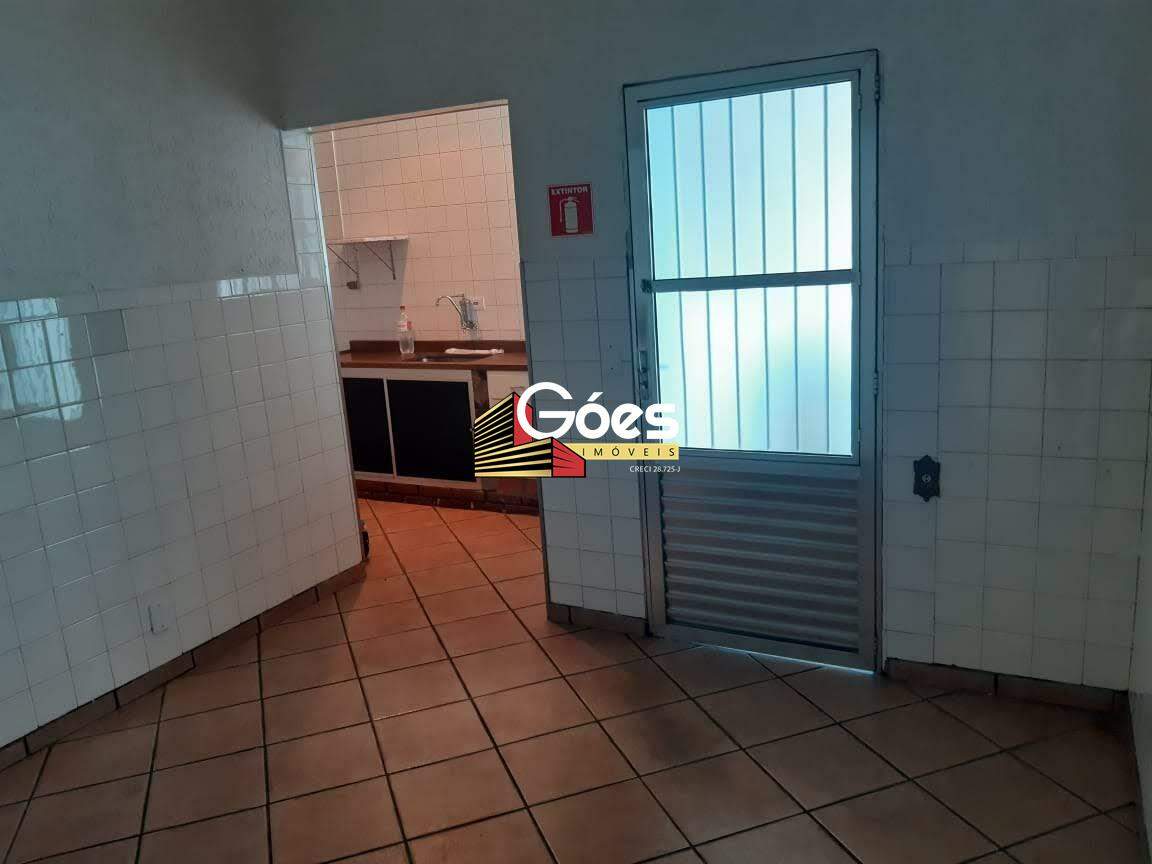 Prédio Inteiro à venda com 3 quartos, 250m² - Foto 13