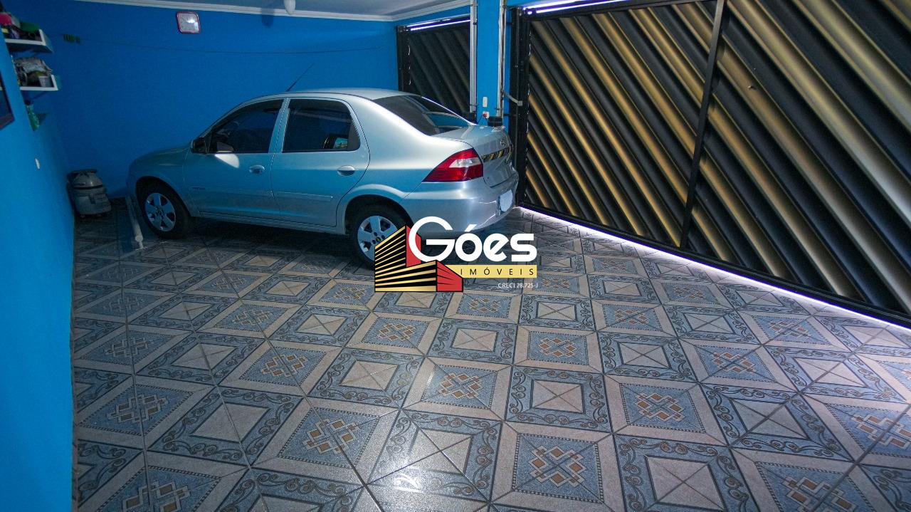 Casa à venda em Parque Bandeirantes: 