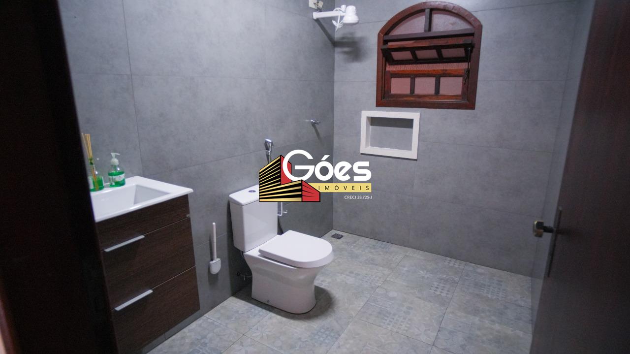 Sobrado à venda em Parque Bandeirantes: 