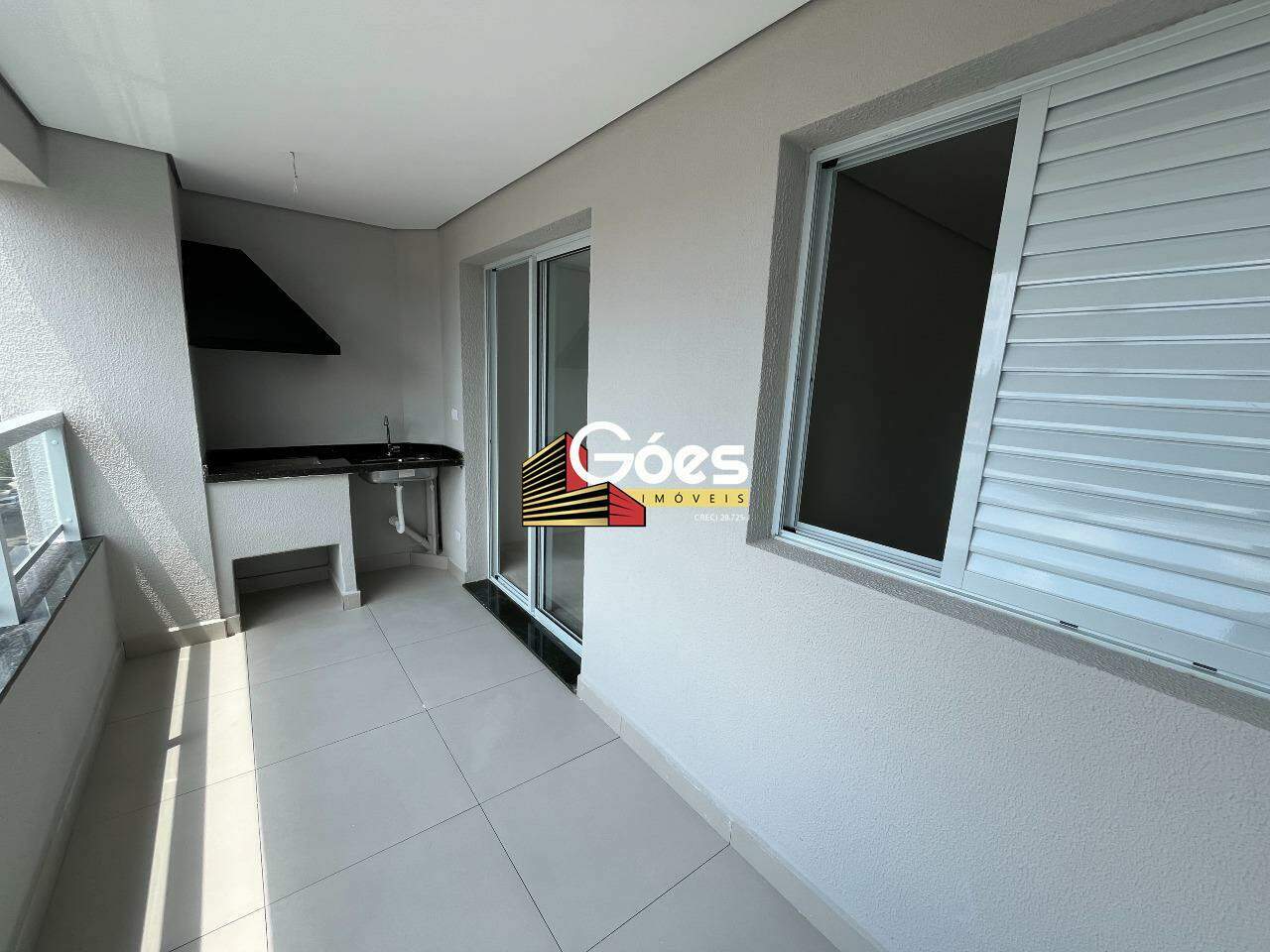 Apartamento à venda com 3 quartos, 76m² - Foto 1