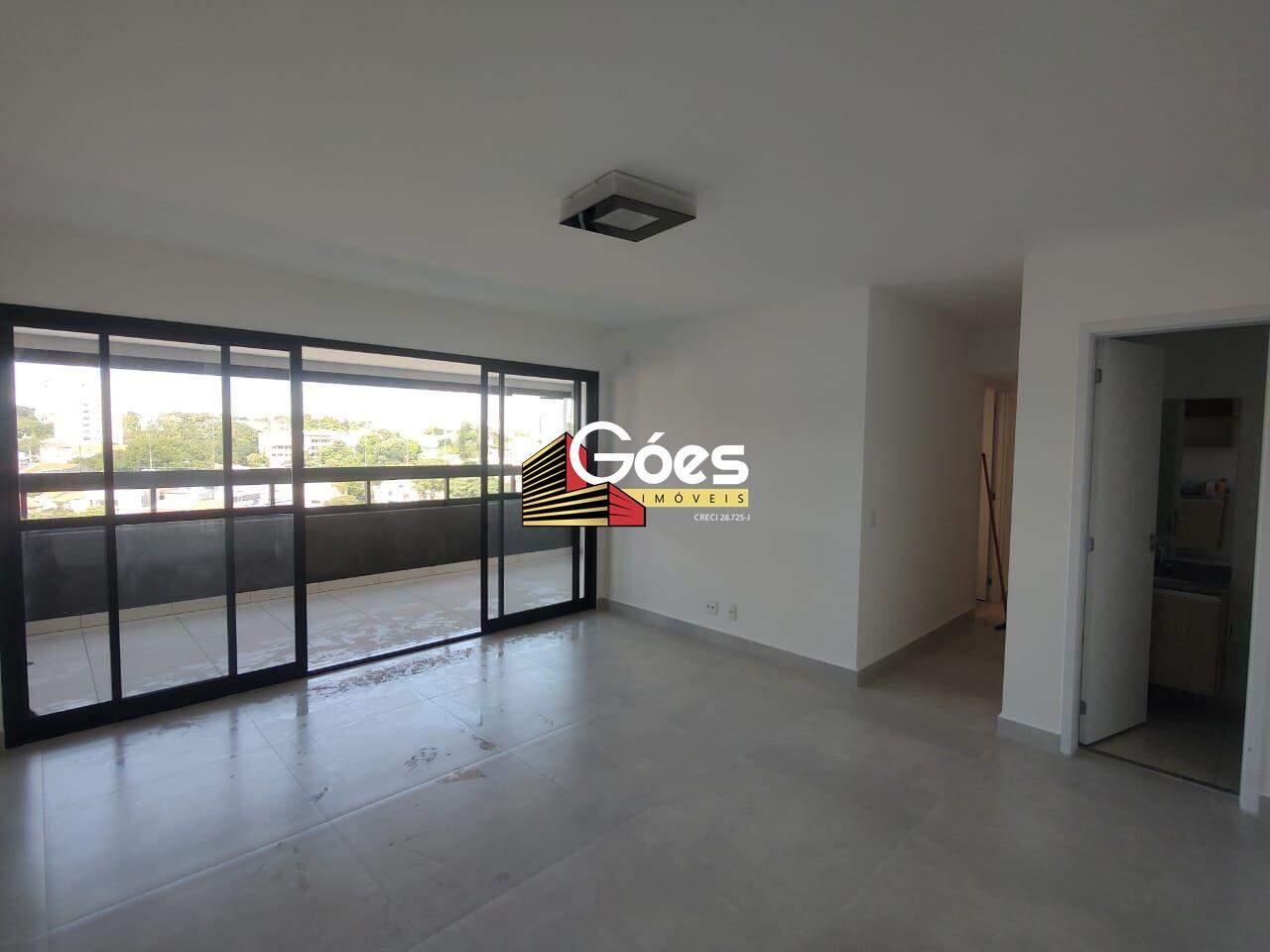 Apartamento para alugar com 3 quartos, 101m² - Foto 1