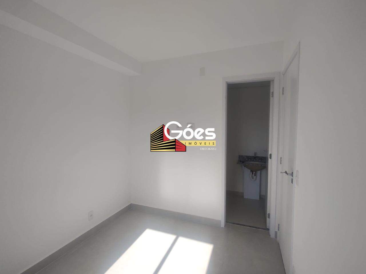 Apartamento para alugar com 3 quartos, 101m² - Foto 12