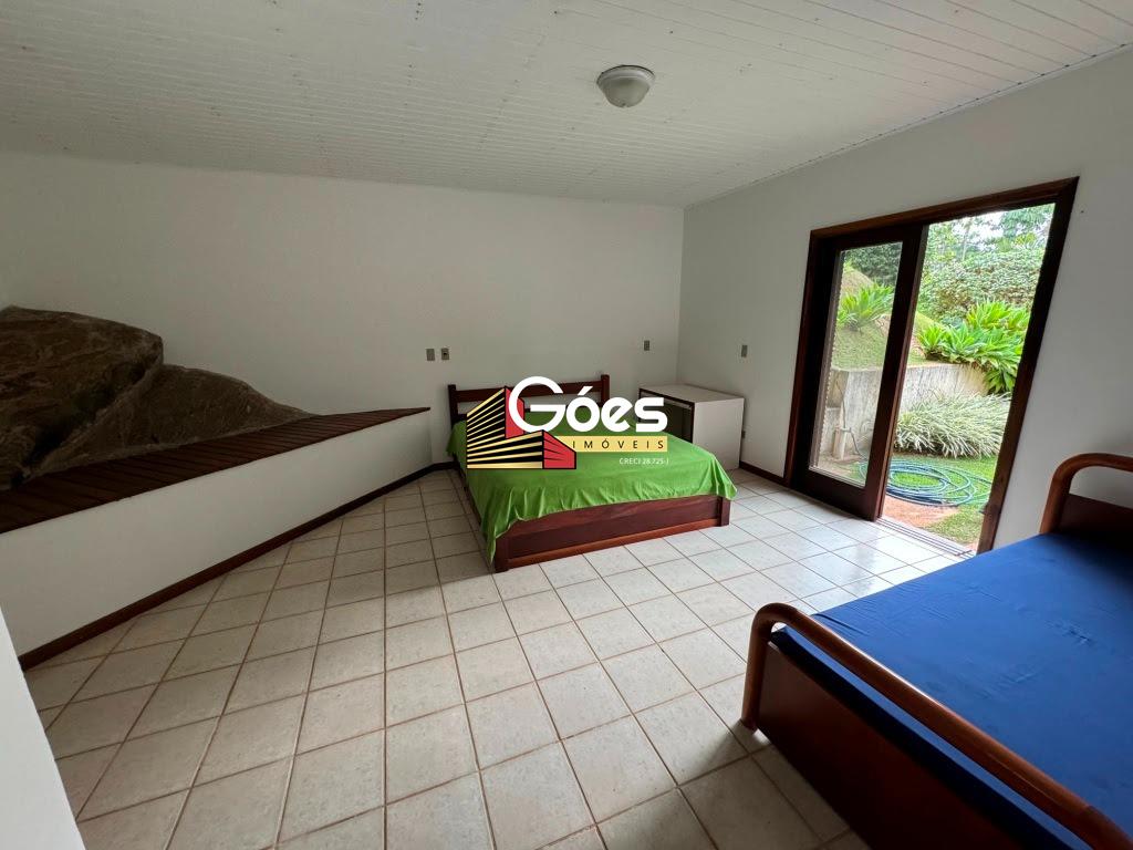 Casa em Condomínio à venda em Condomínio FlamboyantB: 