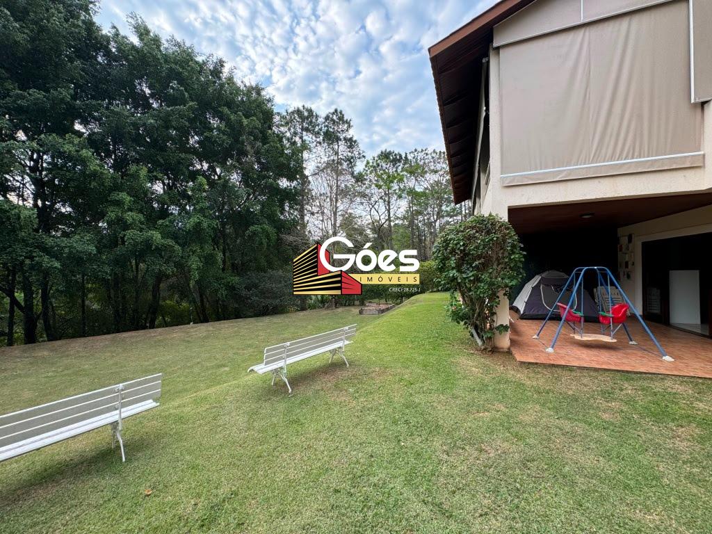 Casa em Condomínio à venda em Condomínio FlamboyantB: 