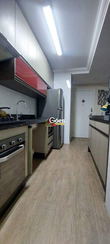 Apartamento à venda em Vila Falchi: 