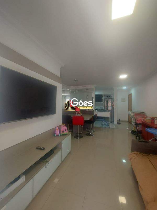 Apartamento à venda com 3 quartos, 88m² - Foto 2