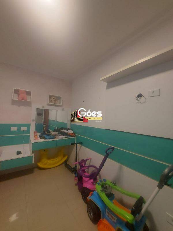 Apartamento à venda com 3 quartos, 88m² - Foto 12