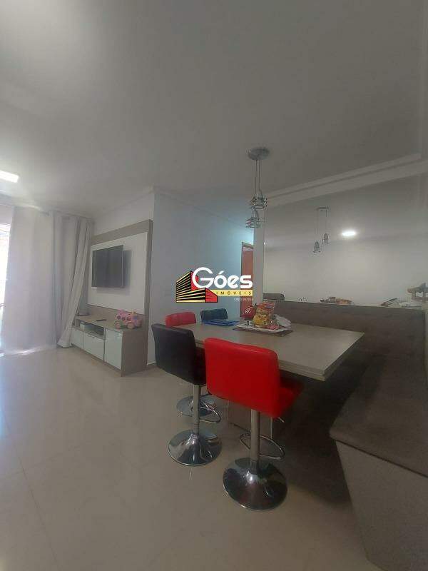 Apartamento à venda com 3 quartos, 88m² - Foto 3