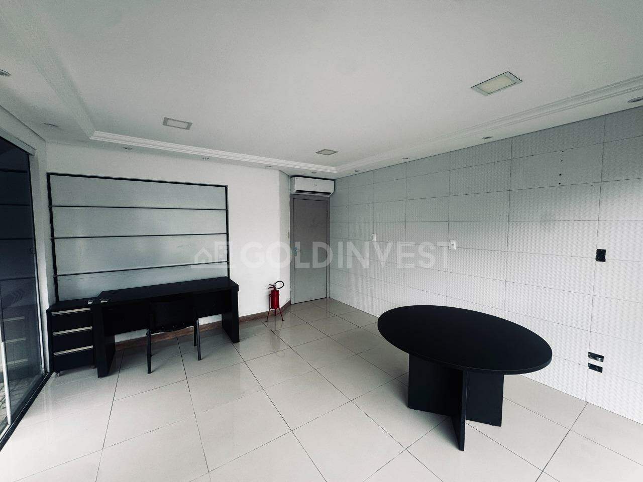 Sala Comercial para aluguel no Primeiro de Maio: 