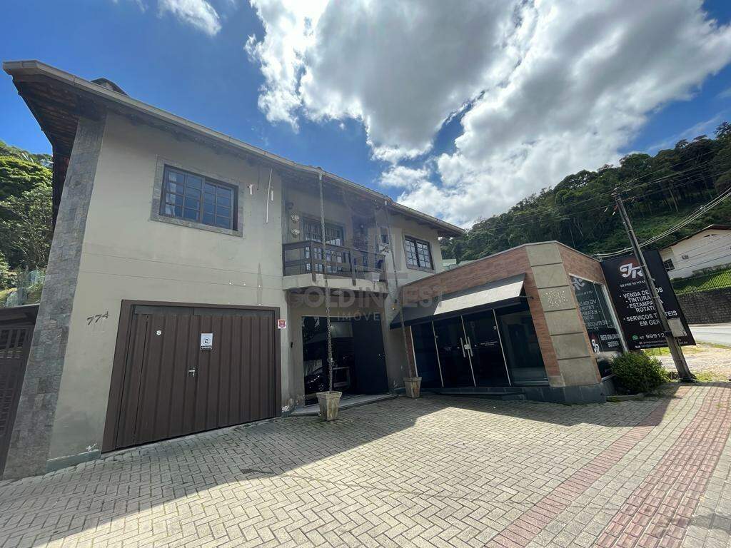 Loja / Salão / Ponto Comercial de 20m² no bairro Primeiro de Maio, em Brusque | Eu Corretor