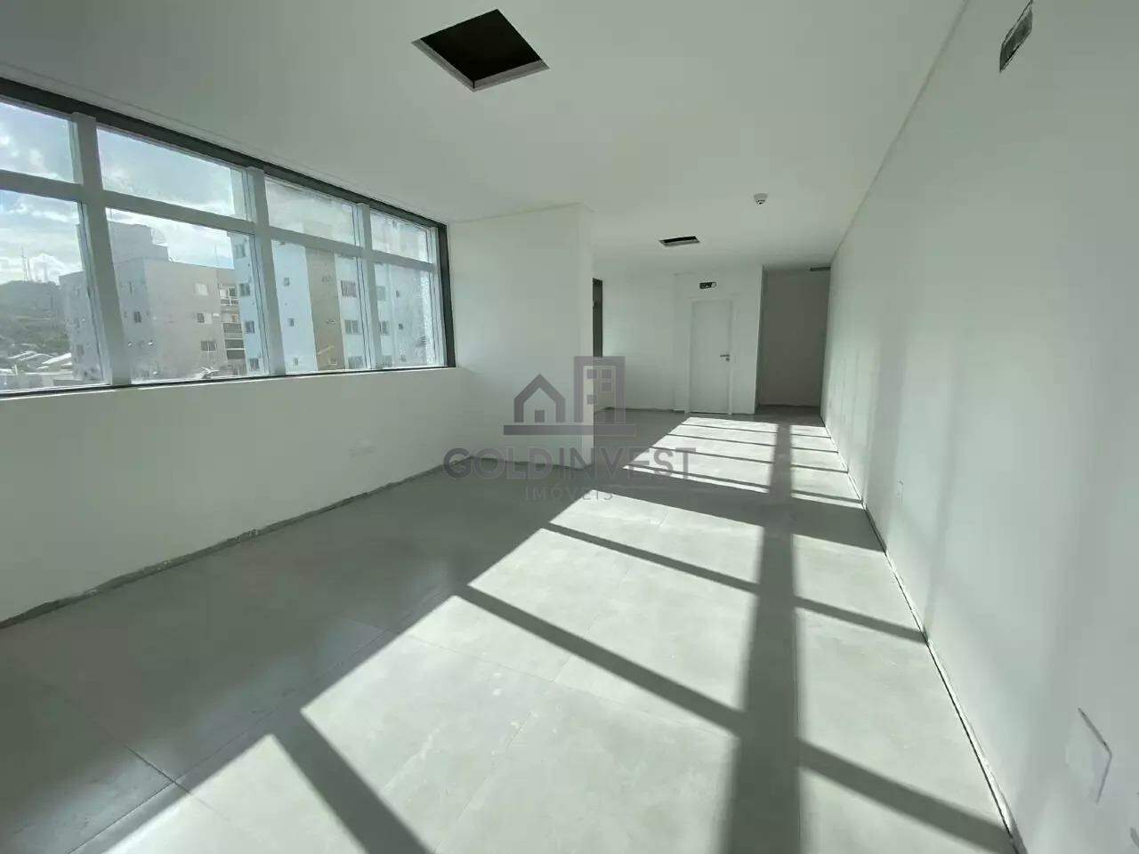 Loja / Salão / Ponto Comercial de 44m² no bairro Centro I, em Brusque | Eu Corretor