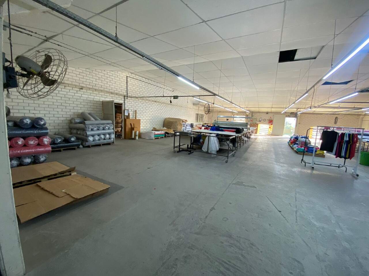 Galpão / Depósito / Armazém de 900m² no bairro Jardim Maluche, em Brusque | Eu Corretor