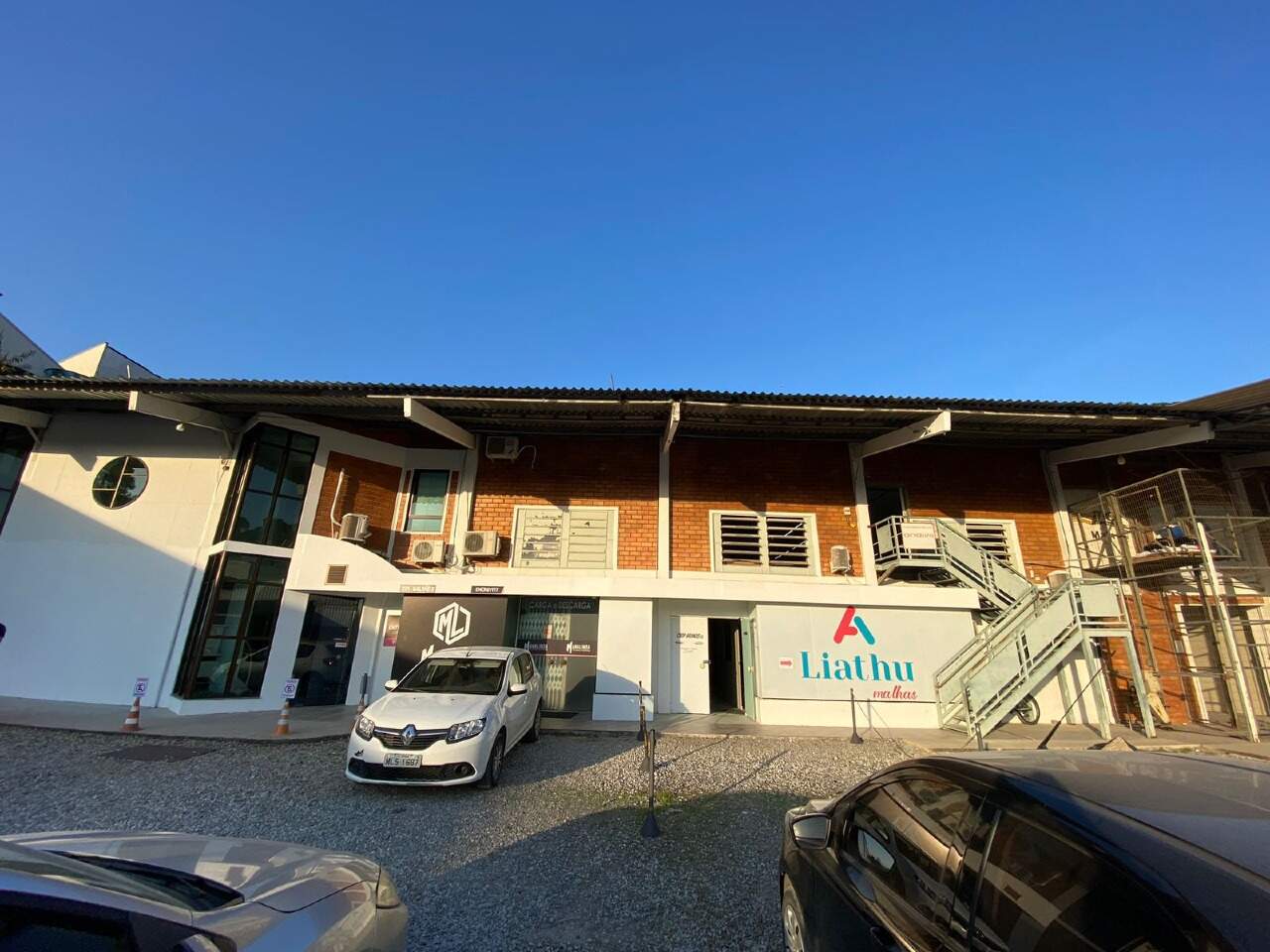 Galpão / Depósito / Armazém de 900m² no bairro Jardim Maluche, em Brusque | Eu Corretor